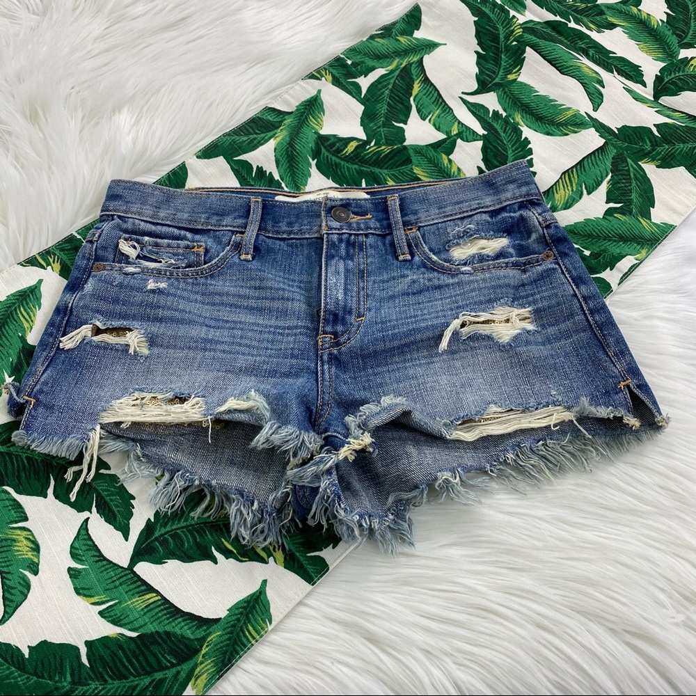 A&F Distressed Shorties 439